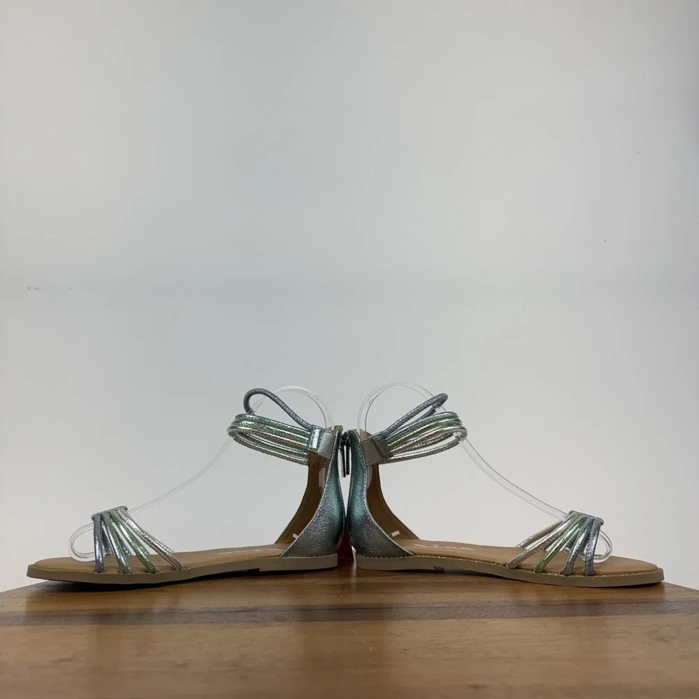 New NWOB Big Kids Girls Nina Brianna Blue Metallic Strappy‎ Sandals Size 2 Y